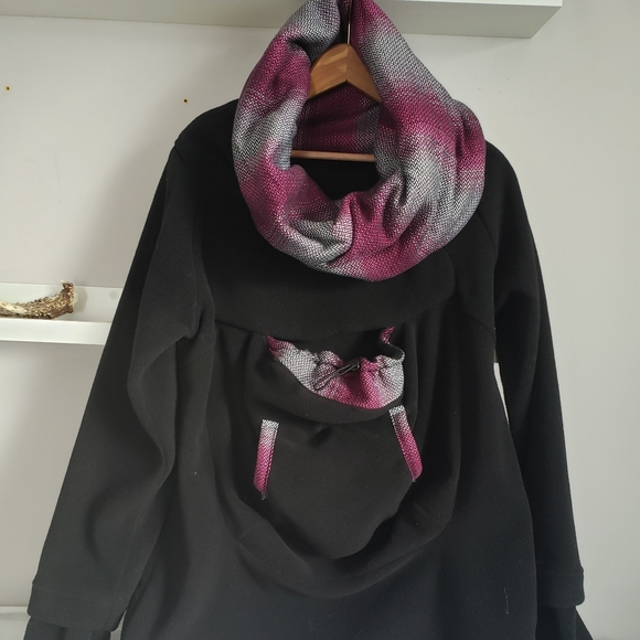 Lenny Lamb Cowl Fleece Babywearing Sweater M